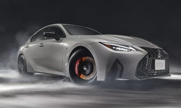 Lexus khai tử một số dòng xe lâu đời của thương hiệu