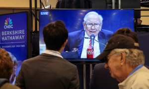 Berkshire Hathaway reports $3.8 billion loss on Kraft Heinz investment