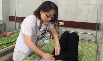 5 người trong gia đình ngộ độc nấm dại