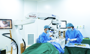 Cataract surgery for a patient with multiple underlying health conditions