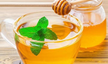 5 đồ uống từ mật ong giúp giảm đau họng