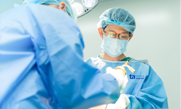 Phát hiện ung thư tuyến giáp trước cuộc mổ ung thư vú