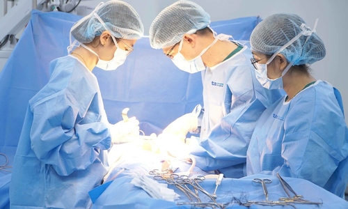 Uterine cancer follows 16 years after thyroid cancer diagnosis