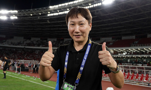 HLV Kim Sang-sik: 'Tôi không muốn làm tổn hại thành tựu HLV Park để lại'