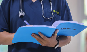 5 simple habits to help young people prevent stroke
