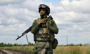 Russia tightens grip on Pokrovsk with pincer movement and infiltration tactics