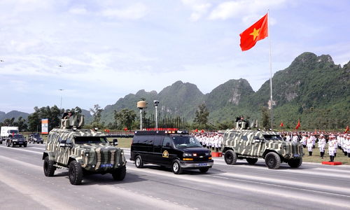 Dàn xe đặc chủng của Bộ Công an tập luyện A80