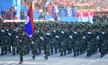 Lào, Campuchia nhận lời tham dự diễu binh dịp Quốc khánh