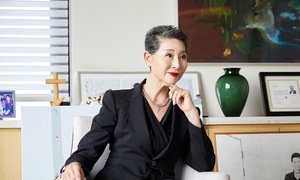 The disinherited daughter who built a fashion empire