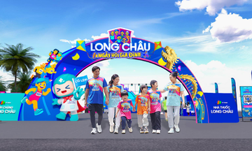 Trường Giang, Đăng Khôi đi bộ cùng hàng trăm gia đình ba thế hệ