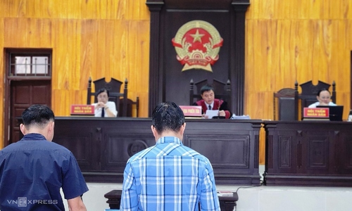 Bất đồng trong vụ kiện 8.000 m2 đất vàng 'mồ côi' suốt 16 năm