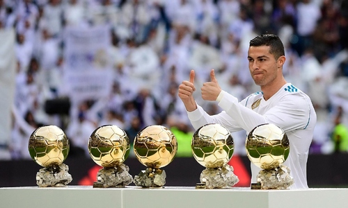 Quả Bóng Vàng: Từ thuở sơ khai đến thời đại Messi - Ronaldo