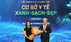 Long Chau supports 'Green - Clean - Beautiful' healthcare facility competition