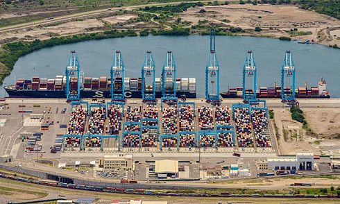 Mexico's largest port sees 14% rise in container volume