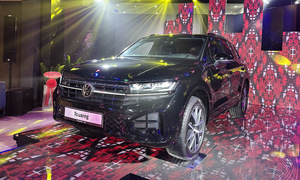Upgraded Volkswagen Touareg priced over 3 billion VND in Vietnam