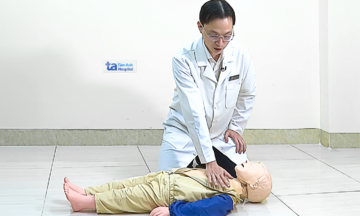 Sơ cứu đuối nước đúng cách cho trẻ