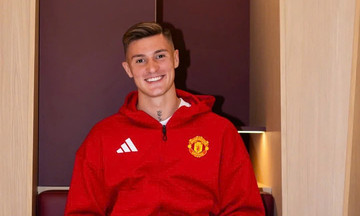 Man Utd công bố chiêu mộ Sesko