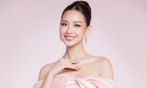 Sắc vóc hoa hậu Việt cao 1,86 m