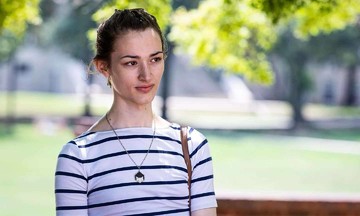 Nữ sinh 17 tuổi bác giả thuyết Toán học 40 năm