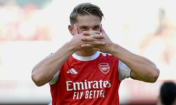 Gyokeres ghi bàn, Arsenal đoạt Emirates Cup