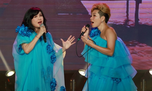 Hà Trần, Thanh Lam ăn ý khi song ca
