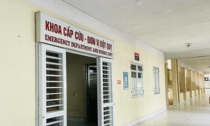 Dancer dies suddenly during stage performance