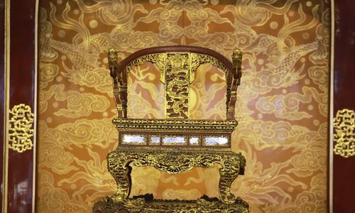 Restoration plan for the Nguyen dynasty throne