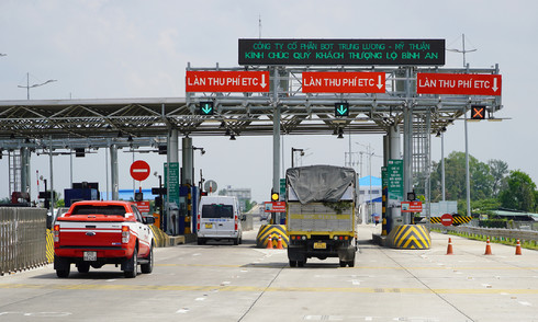 Cars banned from toll booths from 1/10 without new transport accounts
