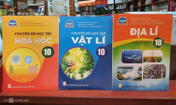 Chưa sửa sách giáo khoa năm học tới