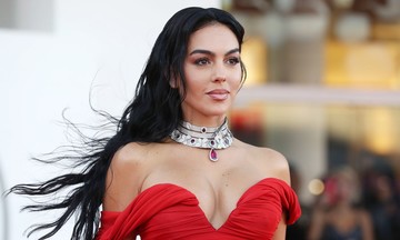 Kho trang sức hàng triệu USD của bạn gái Ronaldo