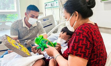 Vá lỗ thông liên thất cho bé trai 4 tuổi