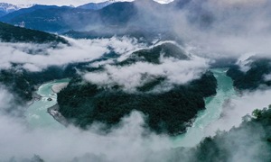 China's ambitions for a massive hydropower dam in Tibet