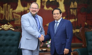 Prime minister encourages Qualcomm to expand core technology investment in Vietnam