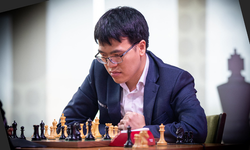 Quang Liêm thua Vua cờ Gukesh ở cờ nhanh