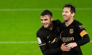 Pedri: 'When pressed by two or three players, I tried to pass to Messi'