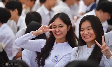 TP HCM dự kiến cho học sinh tựu trường sớm