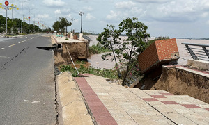 Over 50 meters of riverbank collapses in Dong Thap