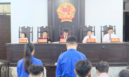 Cựu công an tiếp tay lừa bán đất bằng những lời cam kết tạo lòng tin
