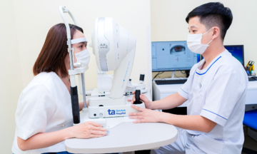 Chữa cận bằng thuốc gia truyền được không?