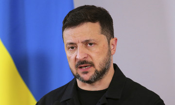 Tổng thống Ukraine: Chúng tôi không thể từ bỏ Donbass