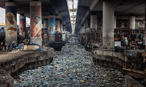 Lagos, a top global plastic polluter, struggles with single-use plastic ban