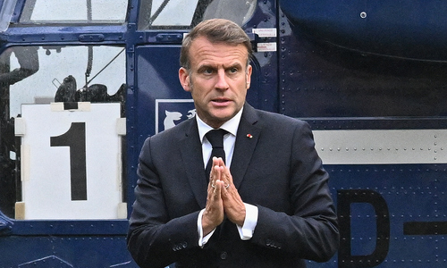 French president: US-Russia summit won't discuss territorial concessions
