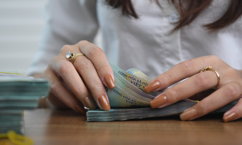 3 steps to curb impulsive spending