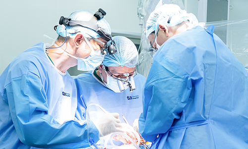Bypass surgery performed on beating heart