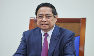 Thủ tướng Phạm Minh Chính điện đàm với Thủ tướng Campuchia