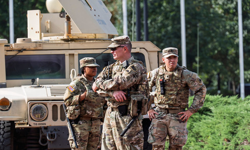 800 national guard troops begin patrols in Washington under Trump's order