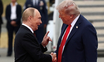 Phong thái của Tổng thống Trump - Putin tại thượng đỉnh Alaska