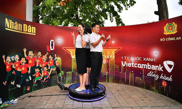Hơn 20.000 nhân viên Vietcombank hưởng ứng 'Cùng Việt Nam tiến bước'