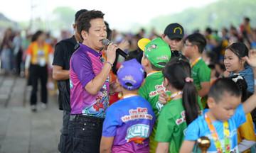 Trường Giang cùng loạt nghệ sĩ tham gia Kun Marathon Nha Trang 2025