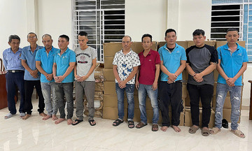 Nhóm nhân viên trộm 21 tấn sáp của công ty